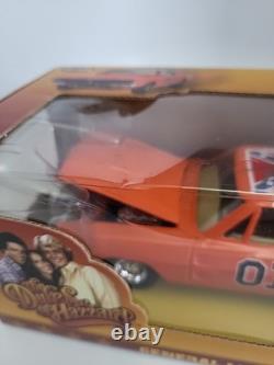 JOYRIDE Dukes of Hazzard 125 Scale Diecast General Lee Signed by Bo Duke