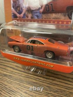 Johnny Lightning 1/64 Scale The Dukes of Hazzard General Lee Dirty R5