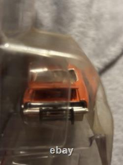 Johnny Lightning 164'69 Dodge Charger General Lee Dirty WL Internet Exclusive