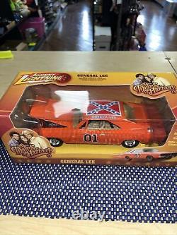 Johnny Lightning 1969 Dodge Charger General Lee The Dukes Of Hazard 125 Scale