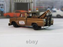 Johnny Lightning Cooter Tow Truck Chevy C10 Custom Dukes of Hazzard