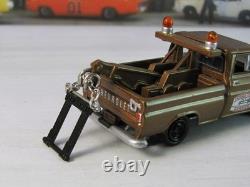 Johnny Lightning Cooter Tow Truck Chevy C10 Custom Dukes of Hazzard