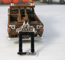 Johnny Lightning Cooter Tow Truck Chevy C10 Custom Dukes of Hazzard