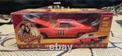 Johnny Lightning Dukes Of Hazzard General Lee 125 In Box