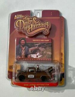 Johnny Lightning Dukes of Hazzard 5 Car Lot, With3 General Lee's! In Package