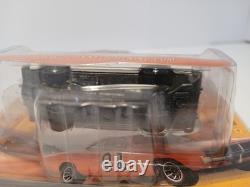 Johnny Lightning Dukes of Hazzard R5 Carnival of Thrills Ford Torino NEW SEALED