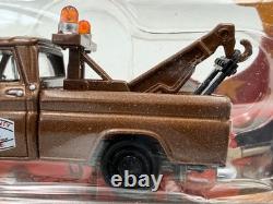 Johnny Lightning Dukes of Hazzard R5 Cooter's Tow Truck 1965 C10, 164, NIB