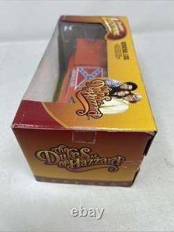 Johnny Lightning General Lee Charger Dukes Of Hazzard WHITE LIGHTNING MOTOR 125