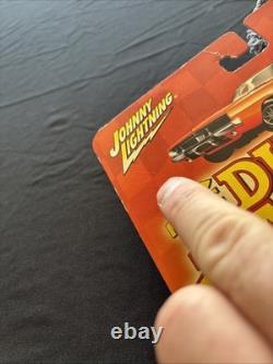 Johnny Lightning Hollywood on Wheels The Dukes Of Hazzard 1969 Dodge Charger
