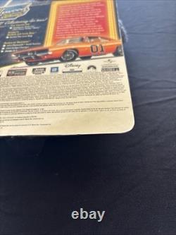 Johnny Lightning Hollywood on Wheels The Dukes Of Hazzard 1969 Dodge Charger