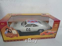 Johnny Lightning The Dukes Of Hazzard General Lee 1969 Dodge Charger White 118