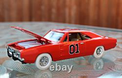Johnny WHITE Lightning Dukes Of Hazzard GENERAL LEE Signed Tom Wopat Luke Duke