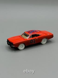 Johnny WHITE Lightning Dukes of Hazzard 1969 Charger General Lee PROTOTYPE