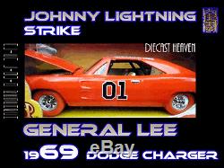 Johnny White Lightning STRIKE General Lee DUKES OF HAZZARD CHASE CAR 1/25