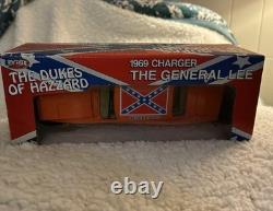 JoyRide ERTL 125 GENERAL LEE 1969 Dodge Charger Dukes of Hazzard 7967 NIB