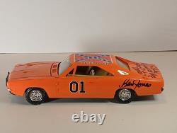 Joyride Dukes Of Hazzard 1969 Charger General Lee 125 Diecast Signed By Cooter