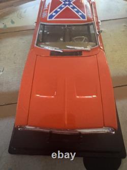 Joyride Dukes of Hazzard 118 Die Cast 1969 Dodge Charger, General Lee 32485