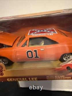 Joyride Dukes of Hazzard 125 Scale General Lee 1969 Dodge Charger NIB