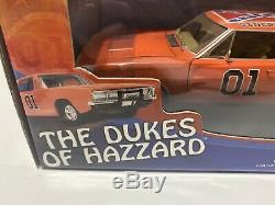 LOOK! Rare Dirty version General Lee'69 Charger 118 Scale Dukes Of Hazzard