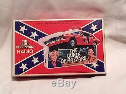 MINT 1981 THE DUKES of HAZZARD AM SOLID STATE TRANSISTOR RADIO COMPLETE IN BOX