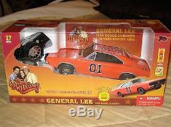 MINT Dukes of Hazzard General Lee 1969 Dodge Charger 118 RC Radio Control Car