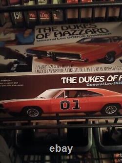 MPC The Dukes Of Hazzard General Lee 1969 Dodge Charger Car Model Kit 125 SEE