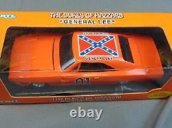 NEW IN BOX Diecast ERTL THE DUKES OF HAZZARD GENERAL LEE Dodge Charger 125 7967