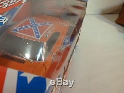 NIB American Muscle The Dukes of Hazzard 1969 Charger General Lee 118 Car 6C