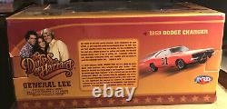 Nanee-b Dukes Of Hazzard 2006, 125th 69 Dodge Charger General Lee, Autographed