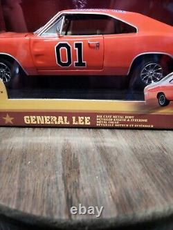 New 118 Scale Diecast General Lee 1969 Dodge Charger Johnny Lighting Edition