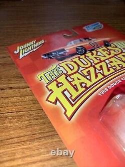 Nib 2004 Dukes Of Hazzard 1969 Dodge Charger Johnny Lightning White Rims