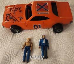 Original Mego 1980 Dukes Of Hazzard General Lee Signed Bo And Luke Duke Figures