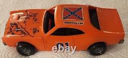 Original Mego 1980 Dukes Of Hazzard General Lee Signed Bo And Luke Duke Figures