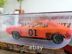 Pioneer LE J-code special Dukes Of Hazzard General Lee X-ray Neon 1/14 Pieces