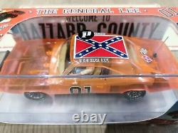 Pioneer LE J-code special Dukes Of Hazzard General Lee X-ray Neon 1/14 Pieces