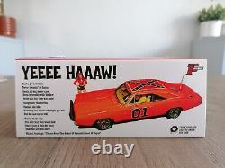 Pioneer LE J-code special Dukes Of Hazzard General Lee X-ray Neon 1/14 Pieces