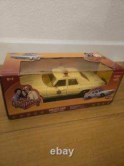 Police Car 1974 Dodge Monaco The Dukes of Hazzard 118 Die Cast Metal RC2 New