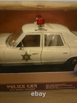 Police Car 1974 Dodge Monaco The Dukes of Hazzard 118 Die Cast Metal RC2 New