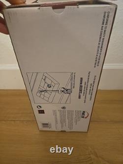 Police Car 1974 Dodge Monaco The Dukes of Hazzard 118 Die Cast Metal RC2 New