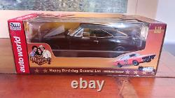 RARE Auto World NEW Happy Birthday General Lee 1969 Dodge Charger Diecast 118