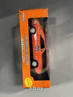 RARE Dukes of Hazzard General Lee Ertl Die cast With Flag