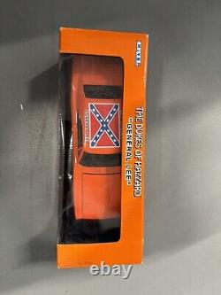 RARE Dukes of Hazzard General Lee Ertl Die cast With Flag