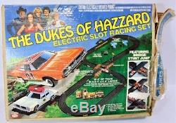 Rare 1981 Ideal Dukes Of Hazzard HO Slot Car race set Complete With Instructions