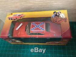 Rare 2013 The Dukes Of Hazzard General Lee 1969 Dodge Charger 118 Flag