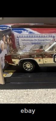 Rare Authentic 1/18 George Barris The General Lee Gold American Muscle Diecast
