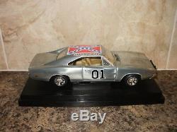 Rare Chrome Dukes Of Hazzard General Lee With Working Lights Ertl 118 Model Car
