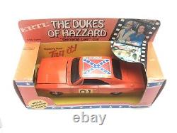 Signed, ERTL The Dukes Of Hazzard General Lee Car 125 1981, + 3 Signed Cards