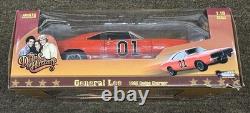 Silver Screen Machines The Dukes of Hazzard General Lee 118 Die-Cast AUTOGRAPH