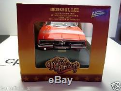 THE DUKES OF HAZZARD GENERAL LEE 1969 DODGE CHARGER 118 JOHNNY LIGHTNING