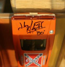 THE DUKES OF HAZZARD GENERAL LEE 1969 DODGE CHARGER 125 Signed John Schneider